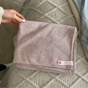 Lululemon Vinyasa Scarf